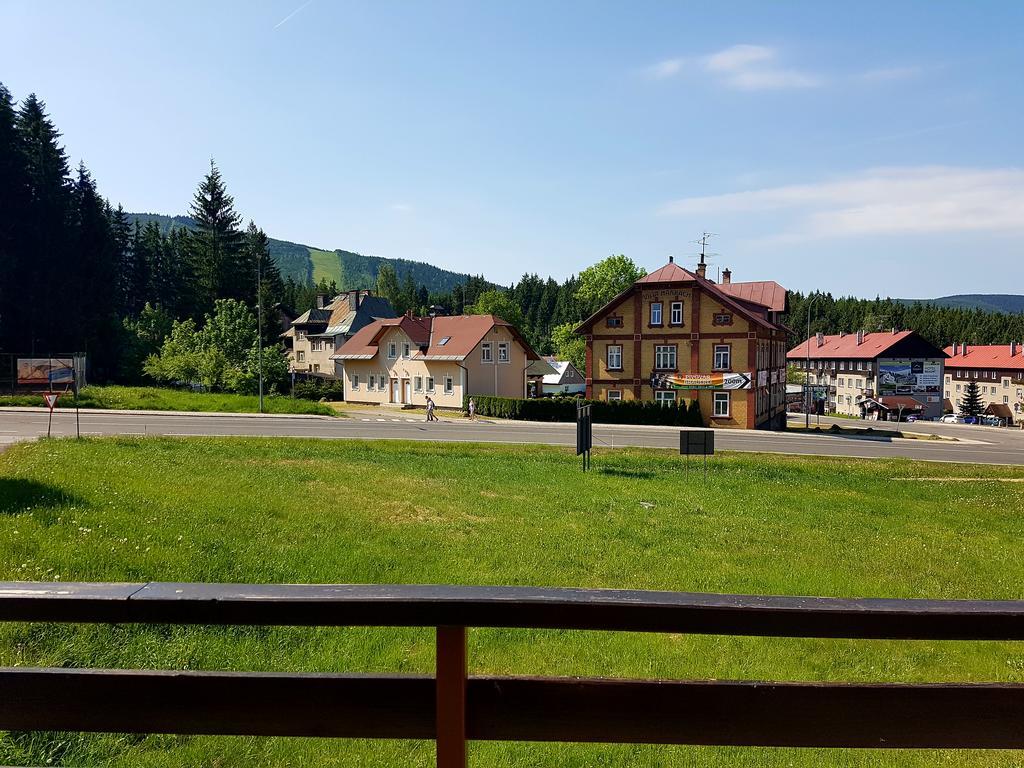 Apartman Karolina Harrachov Exterior foto